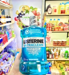 Nước Súc Miệng Listerine Ultraclean Cool Mint 1.5L
