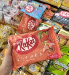 KitKat Mini Vị Dâu Nhật Bản 10 Pieces