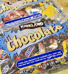 Chocolate Kirkland Mỹ 150 Pieces 2.5kg