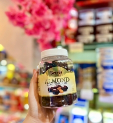 Chocolate Dark Almond Beryl's 350gr Malaysia